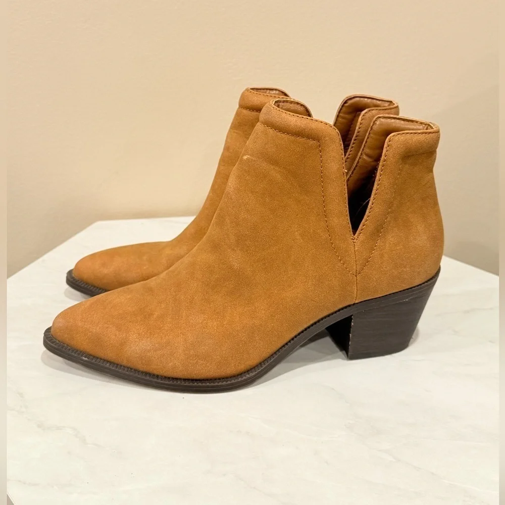 🔥American Eagle Tan Suede Ankle Boots Sz 6 🔥